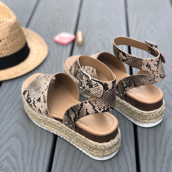 HELLO SPRING Comfy Espadrilles - SNAKE PRINT - Picture 7 of 8